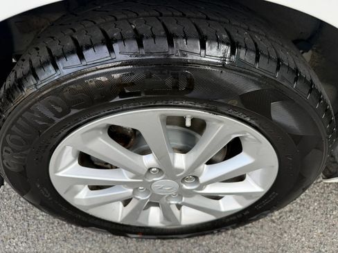 Used 2021 Hyundai Accent SEL FWD image 39