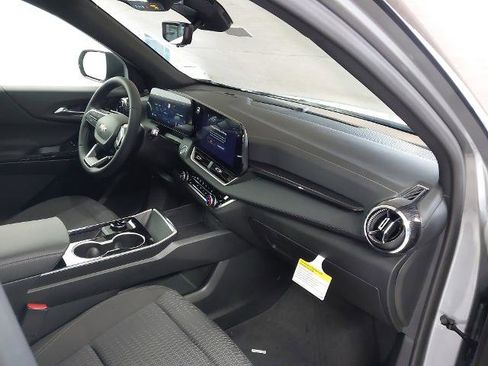 New 2026 Chevrolet Equinox LT w/ Safety and Technology Package image 29