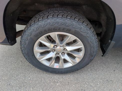 Used 2021 Chevrolet Silverado 1500 LTZ w/ Safety Package II image 9