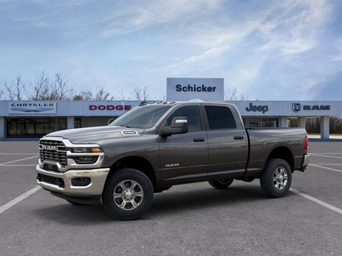 New 2026 RAM 2500 Big Horn AWD/4WD image 33
