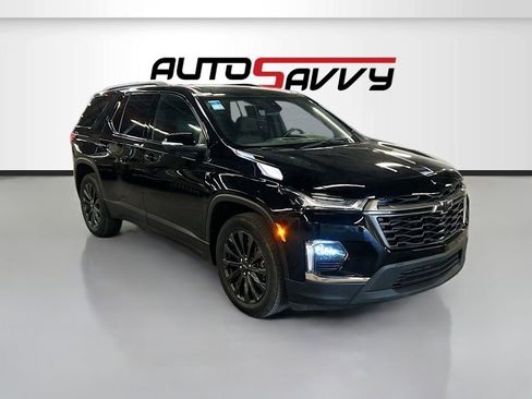 Used 2023 Chevrolet Traverse RS AWD/4WD image 1