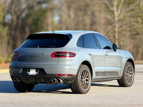 Used 2017 Porsche Macan S image 10