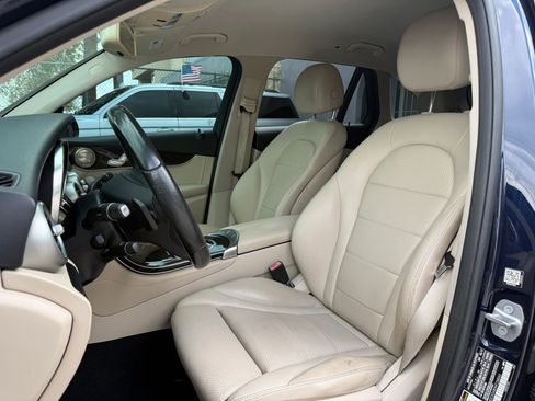 Used 2017 Mercedes-Benz GLC 300 image 14