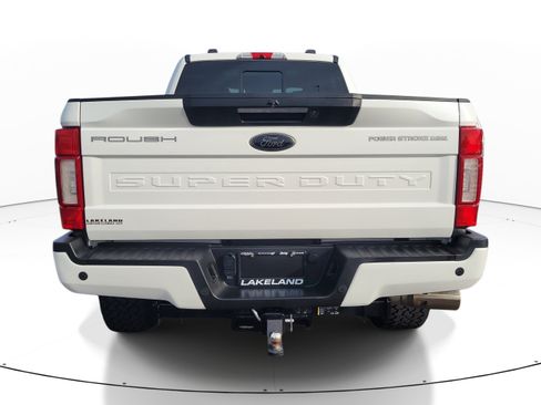 Used 2022 Ford F250 Lariat w/ Black Appearance Package AWD/4WD image 5