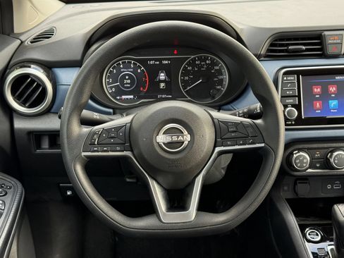 Used 2025 Nissan Versa SV FWD image 28