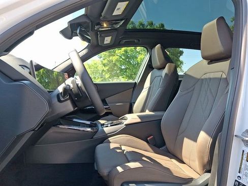 New 2026 BMW X3 xDrive30 w/ Premium Package AWD/4WD image 12