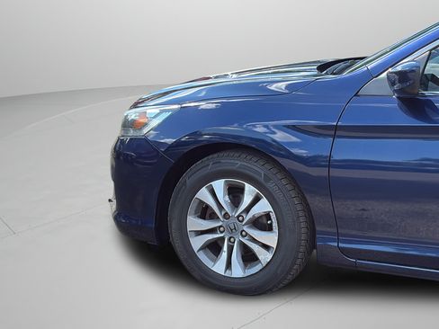 Used 2015 Honda Accord LX image 28