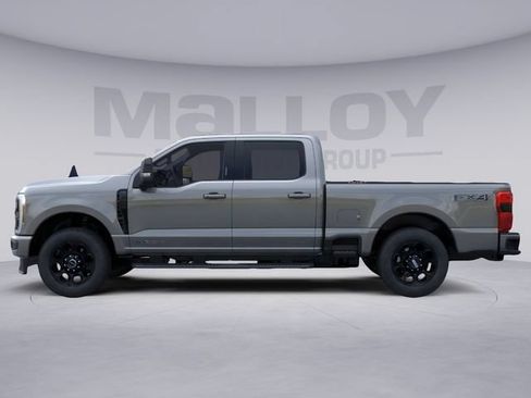 New 2026 Ford F250 Lariat w/ Black Appearance Package AWD/4WD image 3