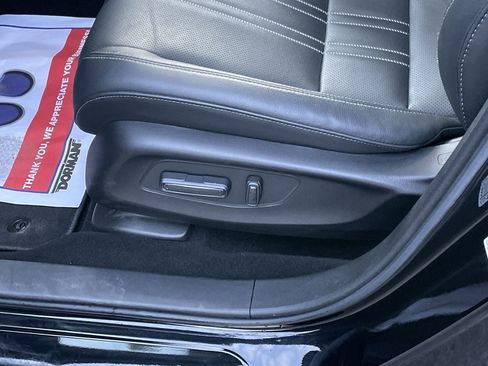 Used 2024 Honda HR-V EX-L image 28