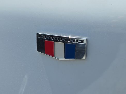 Used 2019 Chevrolet Camaro LT RWD image 17