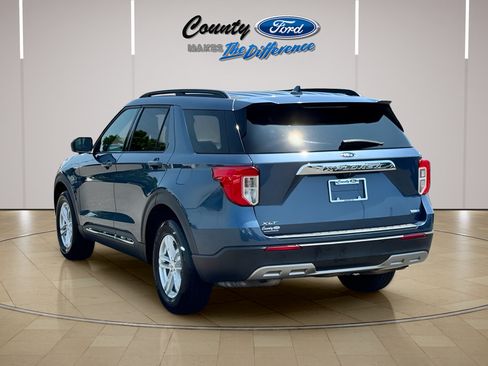 Used 2020 Ford Explorer XLT w/ Equipment Group 202A AWD/4WD image 6