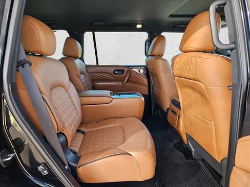 Used 2024 INFINITI QX80 Sensory image 23
