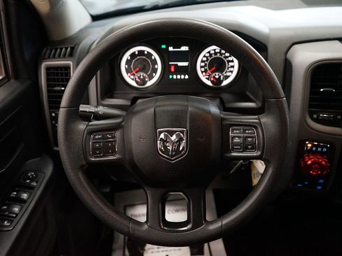 Used 2019 RAM 1500 Express w/ Express Value Package AWD/4WD image 26