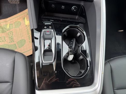 Used 2025 Audi Q5 Premium Plus w/ Premium Plus AWD/4WD image 19