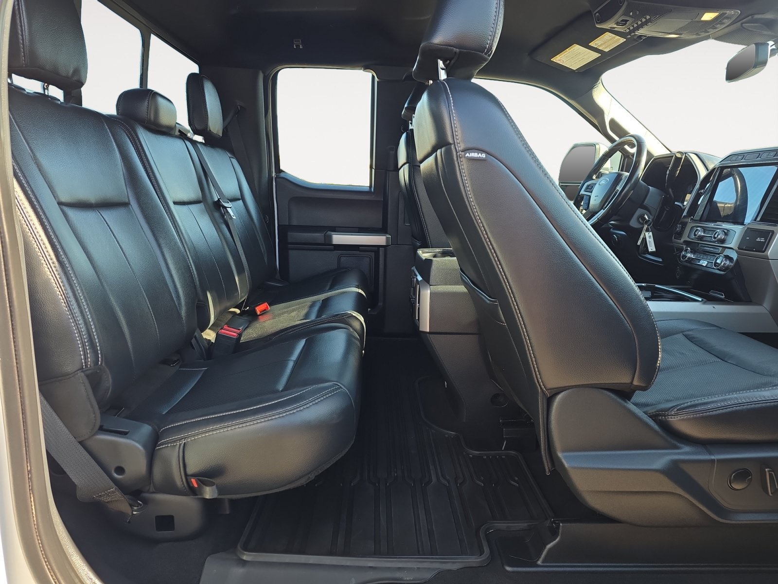 Certified 2022 Ford F250 Lariat w/ Lariat Value Package AWD/4WD image 12