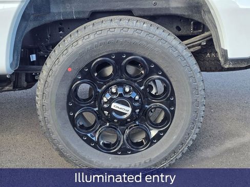 New 2026 Ford F250 XLT w/ XLT Premium Package AWD/4WD image 9