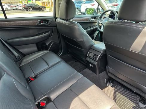 Used 2015 Subaru Outback 2.5i Limited AWD/4WD image 22