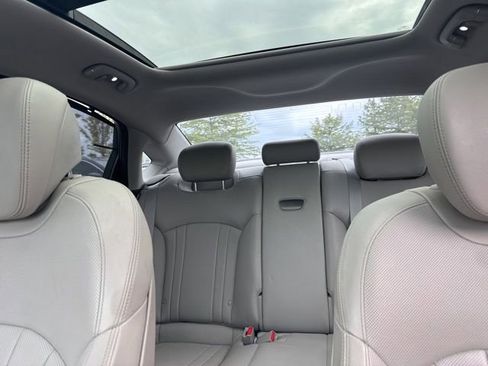 Used 2018 Genesis G80 3.8 w/ Option Group 02 RWD image 10