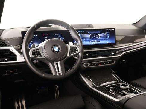 Used 2025 BMW X5 M60i AWD/4WD image 2