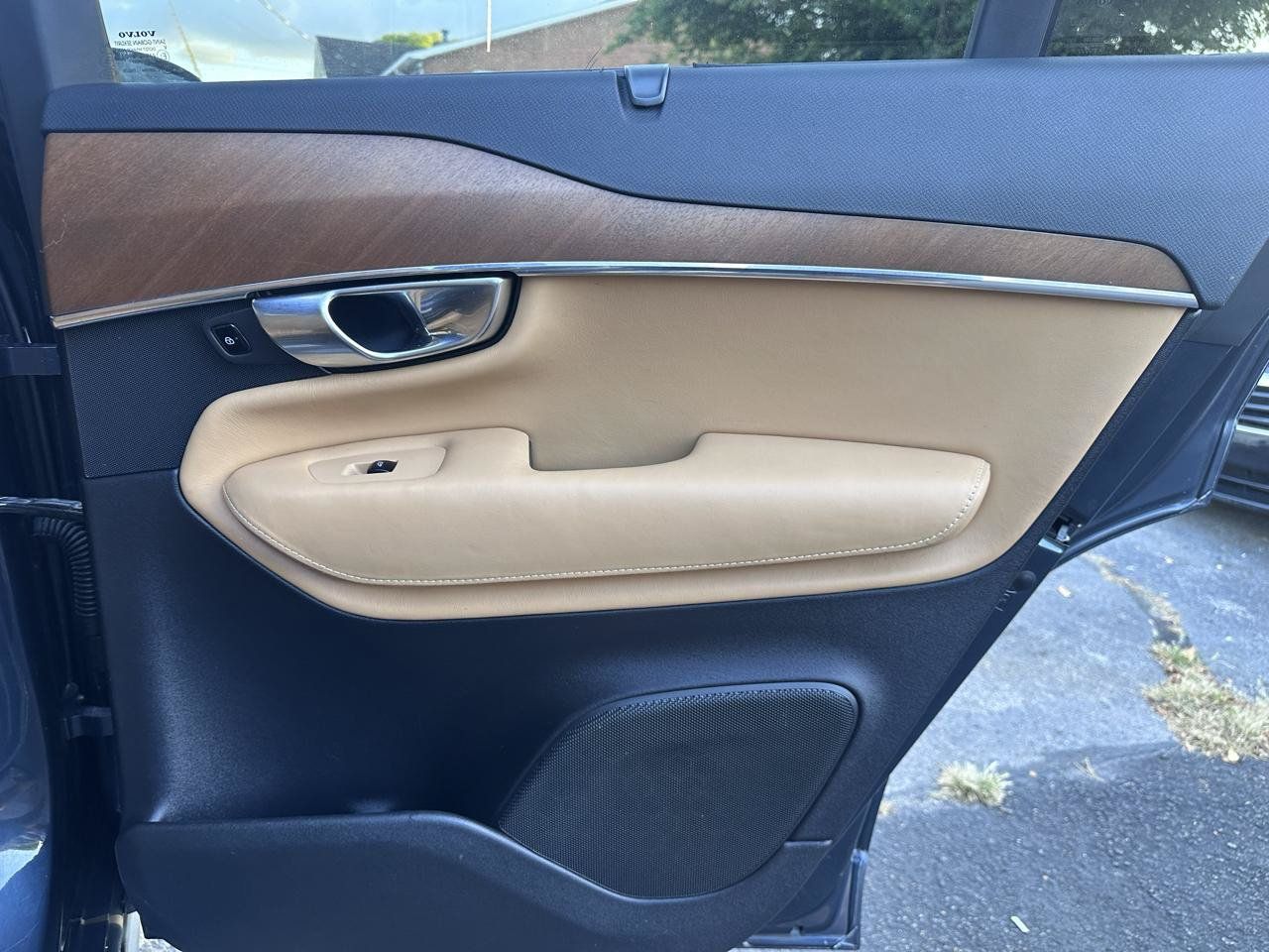 Used 2018 Volvo XC90 T6 Inscription w/ Luxury Package AWD/4WD image 39