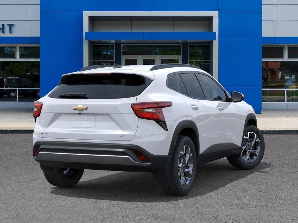 New 2026 Chevrolet Trax LT FWD image 4