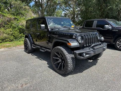 Used 2019 Jeep Wrangler Unlimited Sahara w/ Quick Order Package 24M Moab AWD/4WD image 2