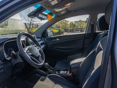 Used 2020 Hyundai Tucson Value FWD image 15
