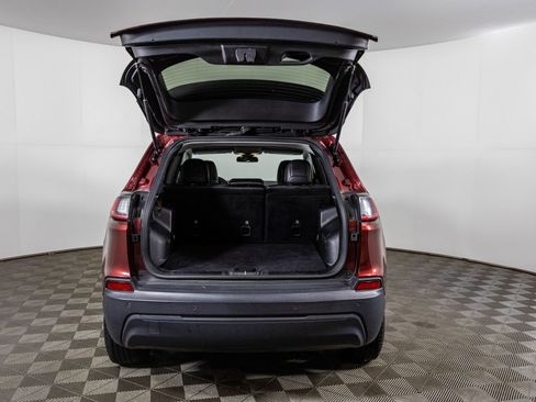 Used 2019 Jeep Cherokee Latitude Plus w/ Cold Weather Group image 36