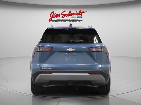 New 2026 Chevrolet Equinox LT FWD image 5