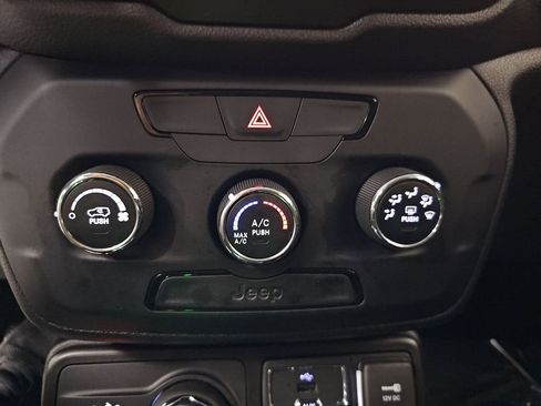 Used 2020 Jeep Renegade Sport AWD/4WD image 25