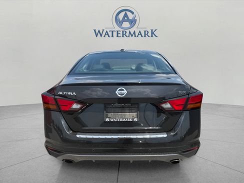 Used 2022 Nissan Altima 2.5 SR FWD image 7