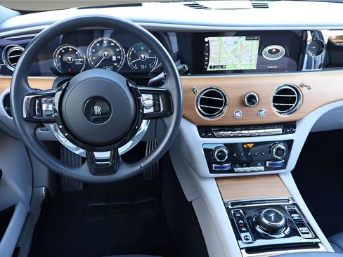 Certified 2021 Rolls-Royce Ghost AWD/4WD image 18