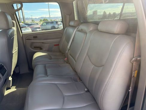 Used 2005 GMC Sierra 2500 SLT w/ Heavy-Duty Power Package AWD/4WD image 22