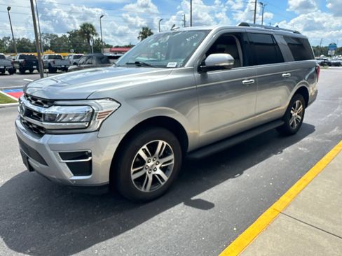 Used 2024 Ford Expedition Max Limited AWD/4WD image 7