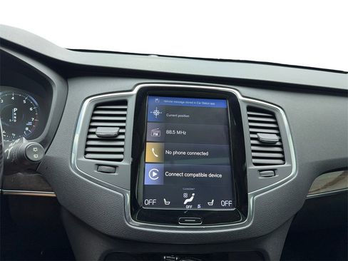 Used 2018 Volvo XC90 T5 Momentum w/ Convenience Package image 23