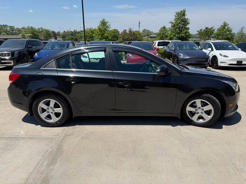 Used 2014 Chevrolet Cruze LT FWD image 4