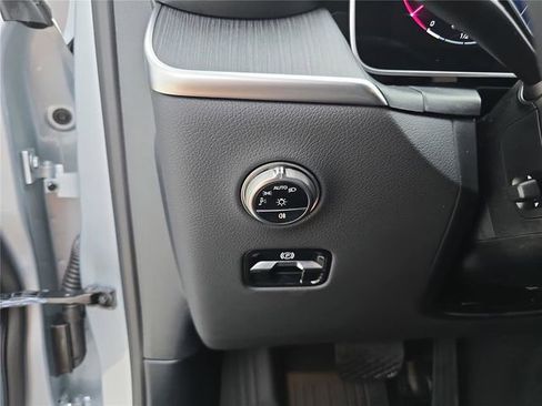 New 2026 Mercedes-Benz GLC 300 4MATIC image 36
