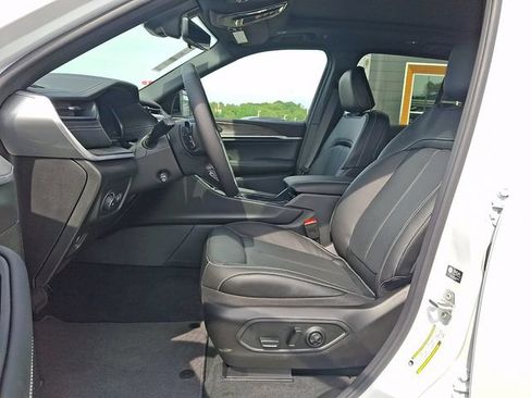 New 2026 Jeep Grand Cherokee Limited AWD/4WD image 6