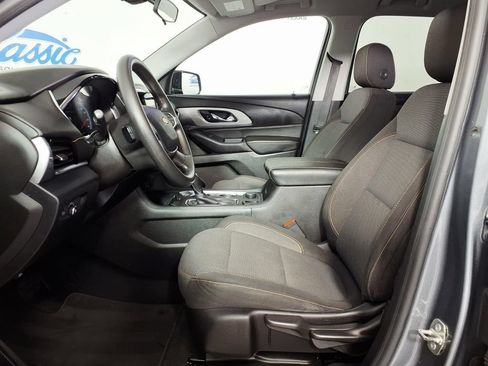 Used 2018 Chevrolet Traverse LS FWD image 7