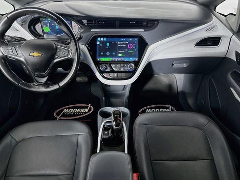 Used 2019 Chevrolet Bolt Premier w/ Infotainment Package FWD image 25