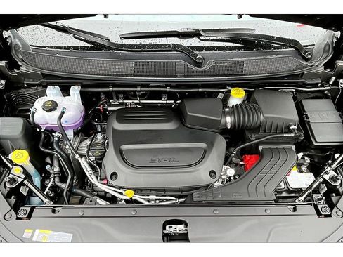 New 2026 Chrysler Pacifica Select FWD image 12
