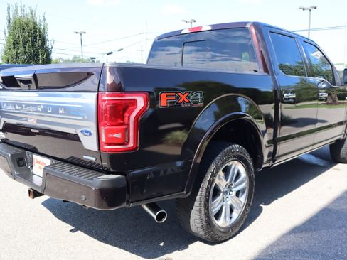Used 2018 Ford F150 Platinum w/ Equipment Group 701A Luxury AWD/4WD image 6