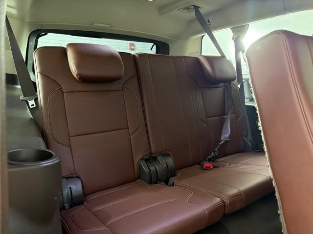 Used 2018 Chevrolet Suburban Premier AWD/4WD image 31