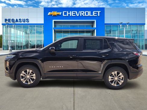 New 2026 Chevrolet Equinox LT w/ Convenience Package II FWD image 3