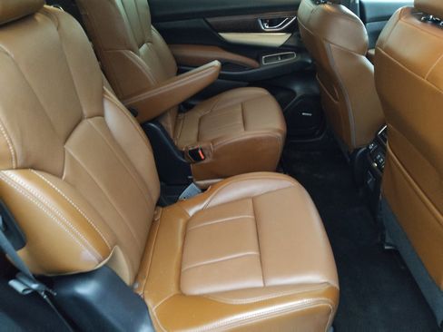 Used 2019 Subaru Ascent Touring w/ Popular Package #3 AWD/4WD image 19