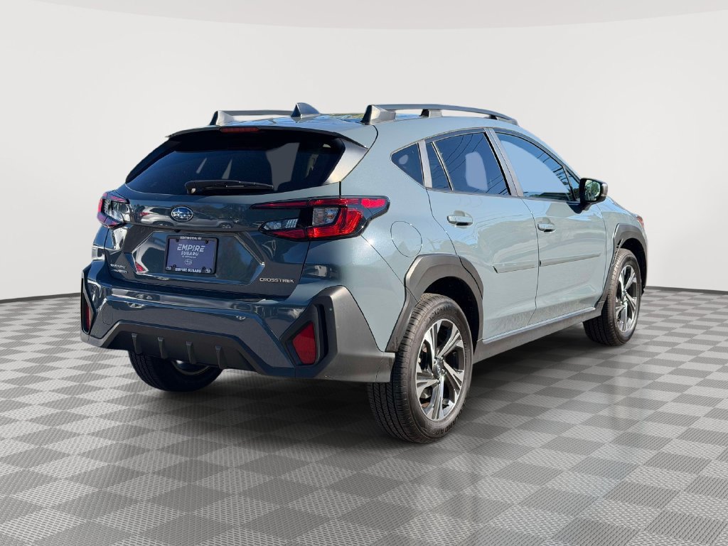 Used 2024 Subaru Crosstrek 2.0i Premium AWD/4WD image 4
