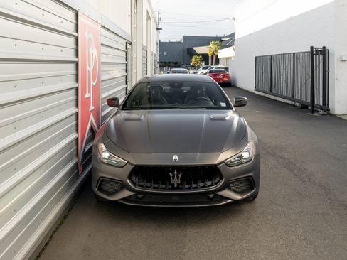 Used 2022 Maserati Ghibli Trofeo image 37