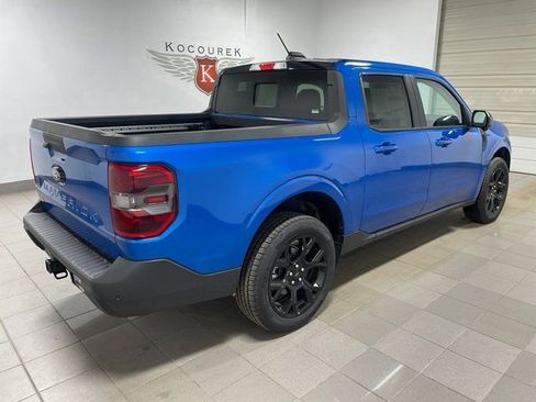 New 2025 Ford Maverick Lariat w/ Black Appearance Package image 6
