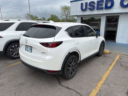 Used 2018 MAZDA CX-5 Touring w/ Preferred Equipment Package image 3