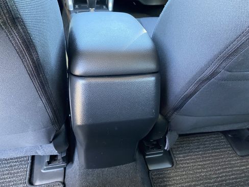 Used 2015 Subaru Forester 2.5i Premium w/ Popular Package #2 AWD/4WD image 26